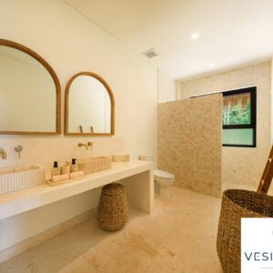 Master Bathroom - Ensuite - Upper Floor
